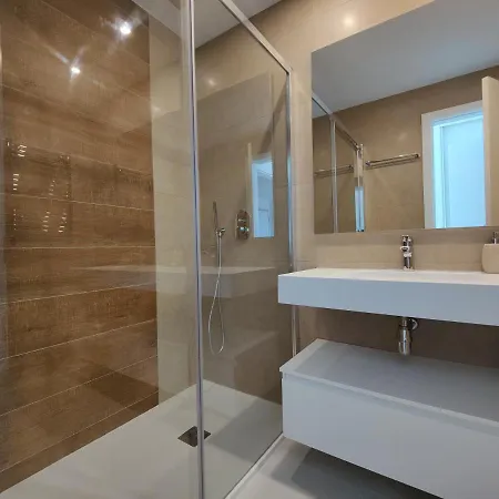 Sunset Waves Blue Sky アパート *